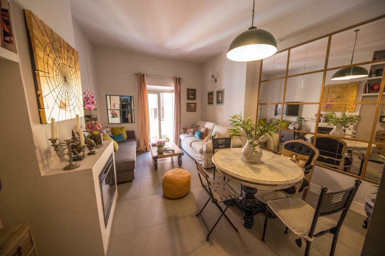 Awesome Penthouse Lägenhet Sevilla Exteriör bild